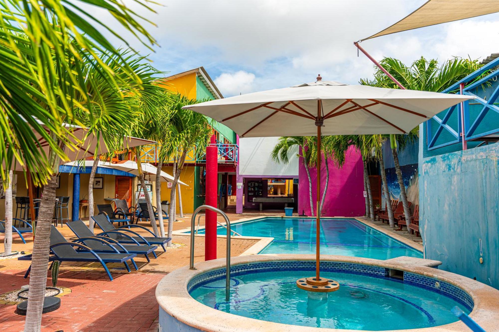 The Ritz Hostel Willemstad Exterior foto